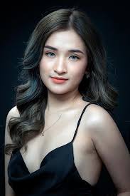 Bokep Indo Pacarku Sange Bugil Omek Ngangkang di Mobil Ngewe Babe