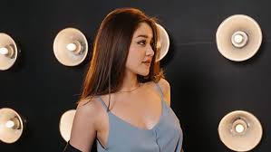 Bokep Indo Dulu Naya Nungging Lebih Barbar Susu Putri Nia Uting