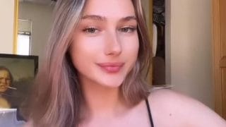 Video Iclik Live Bertemu Penggemar Jadi Aksi Panas Nyata video viral heboh - GindirViral