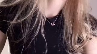 Video Iclik Jilbab – Kompilasi Panas Talent Piercedley gambar artis viral - GindirViral